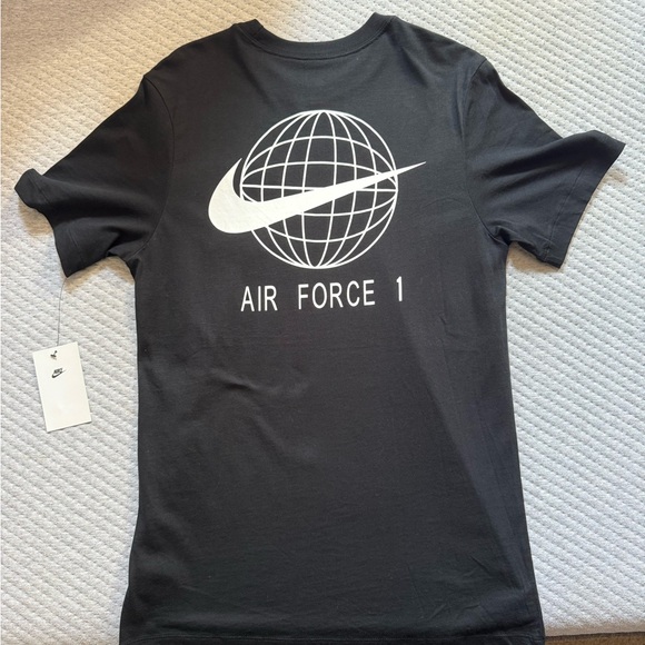 Nike Black Short Sleeve Tee - Picture 2 of 6